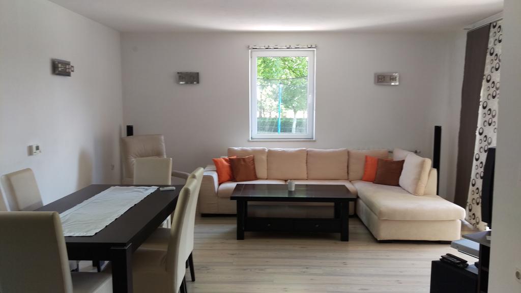 Apartment Casa Eni Drazice Extérieur photo