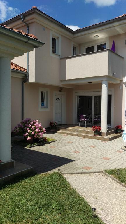 Apartment Casa Eni Drazice Extérieur photo